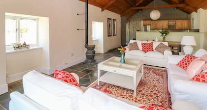 The Lodge at Raheengraney House