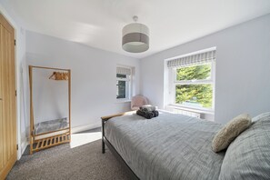 5 bedrooms, individually decorated, individually furnished, free WiFi