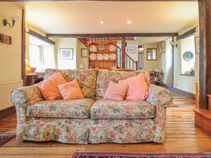 Cottage | Interior - Little End (Stroud)