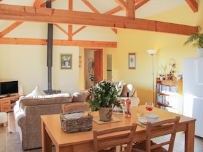 Cottage | Living room - Cranberry Cottage (Shrewsbury)