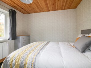 3 habitaciones, decoración personalizada y muebles diferentes 