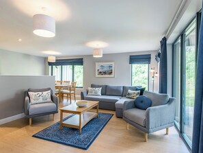Cottage | Living area - Wildcat Lodge (Kingussie)