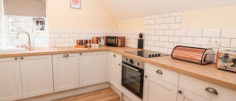 Cottage | Cuisine privée | Réfrigérateur, lave-vaisselle, bouilloire électrique, grille-pain