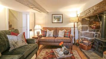 Cottage | Interior