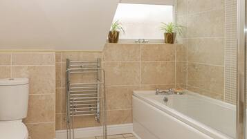 Cottage | Badkamer | Een douche
