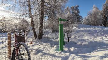 Snow and ski sports