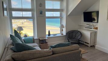 Cottage | Living area