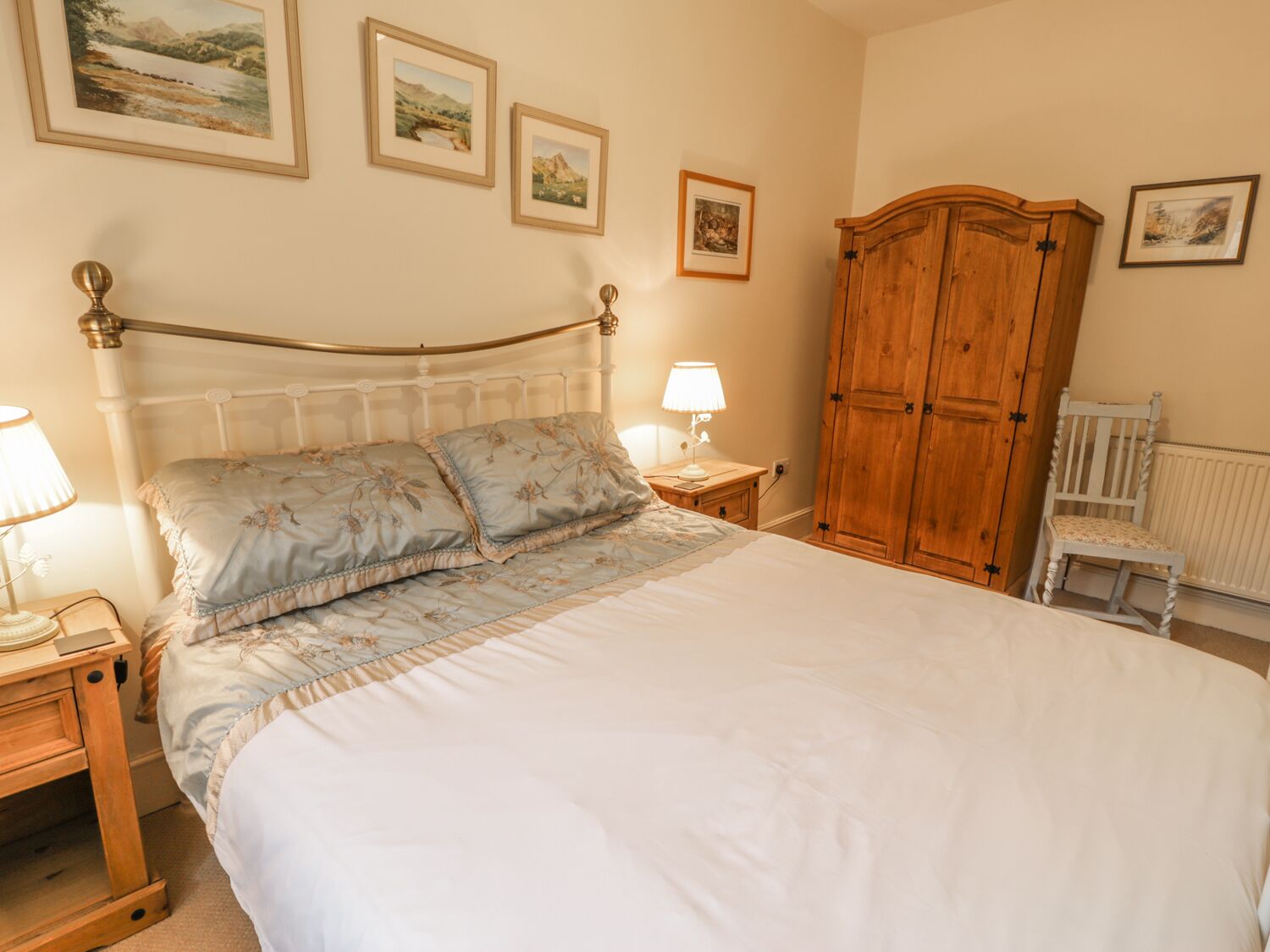 Cottage | 2 bedrooms, individually decorated, individually furnished, free WiFi