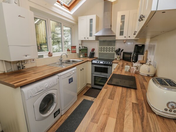 Cottage | Interior