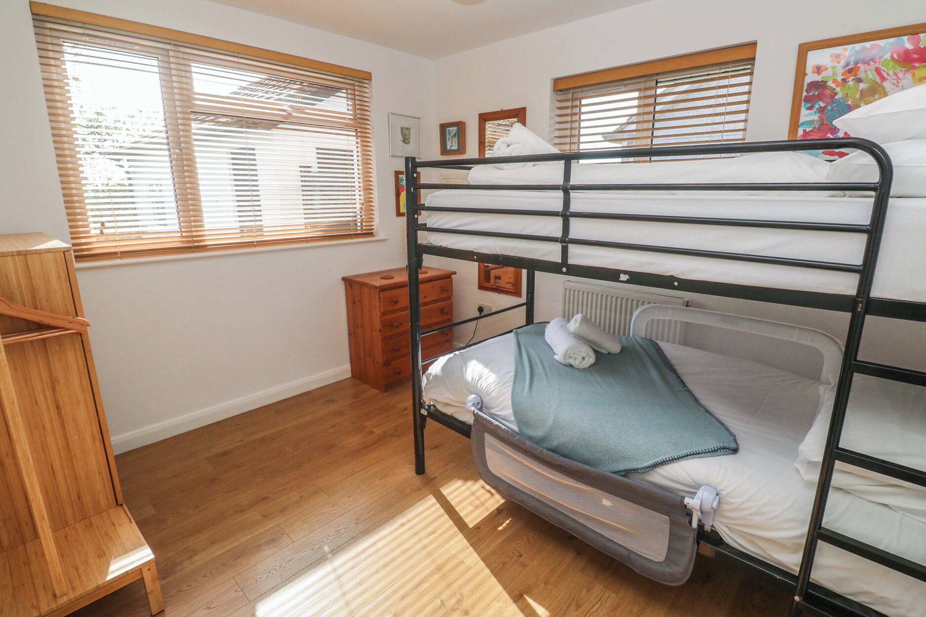 Casa de campo | 3 dormitorios, decoración individual, mobiliario individual