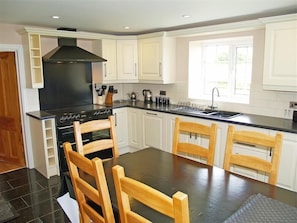 Cottage | Interior