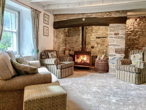 Cottage | Interior