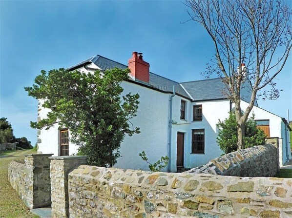 Exterior - Panteurig Farmhouse (Goodwick)