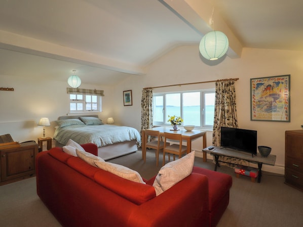 Cottage | Living area