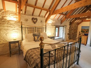 1 bedroom, individually decorated, individually furnished, free WiFi - Stable Cottage (Cardigan)