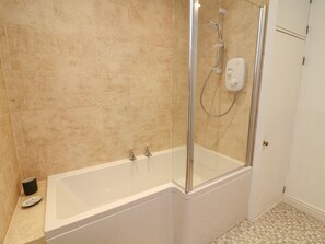Cottage | Bathroom | Shower