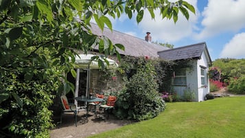 Cottage | Buiten dineren