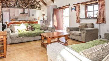 Cottage | Living room