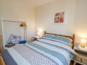 Cottage | 2 bedrooms, individually decorated, individually furnished, free WiFi - Beudy (Cardigan)