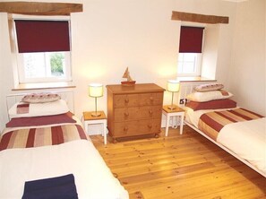 Cottage | Individually decorated, individually furnished, free WiFi