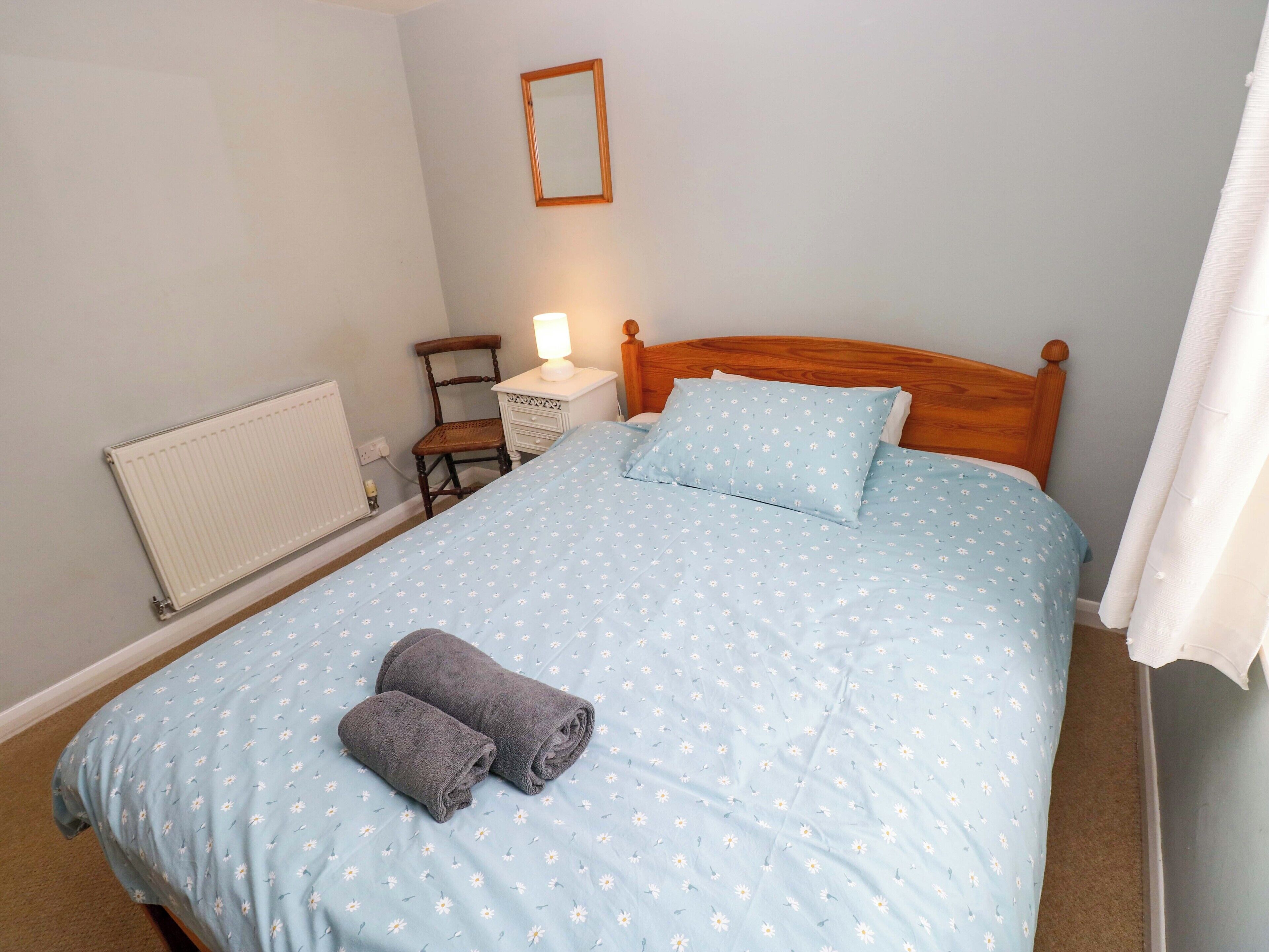 Cottage | 3 bedrooms, individually decorated, individually furnished, free WiFi