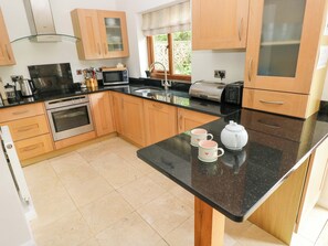 Cottage | Cuisine privée | Réfrigérateur, lave-vaisselle