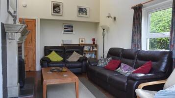 Cottage | Living room