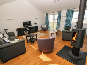 كوخ | منطقة المعيشة