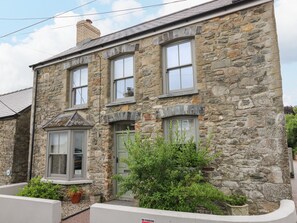 Exterior - Nevern House (Newport)