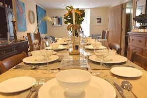 Cottage | Interior