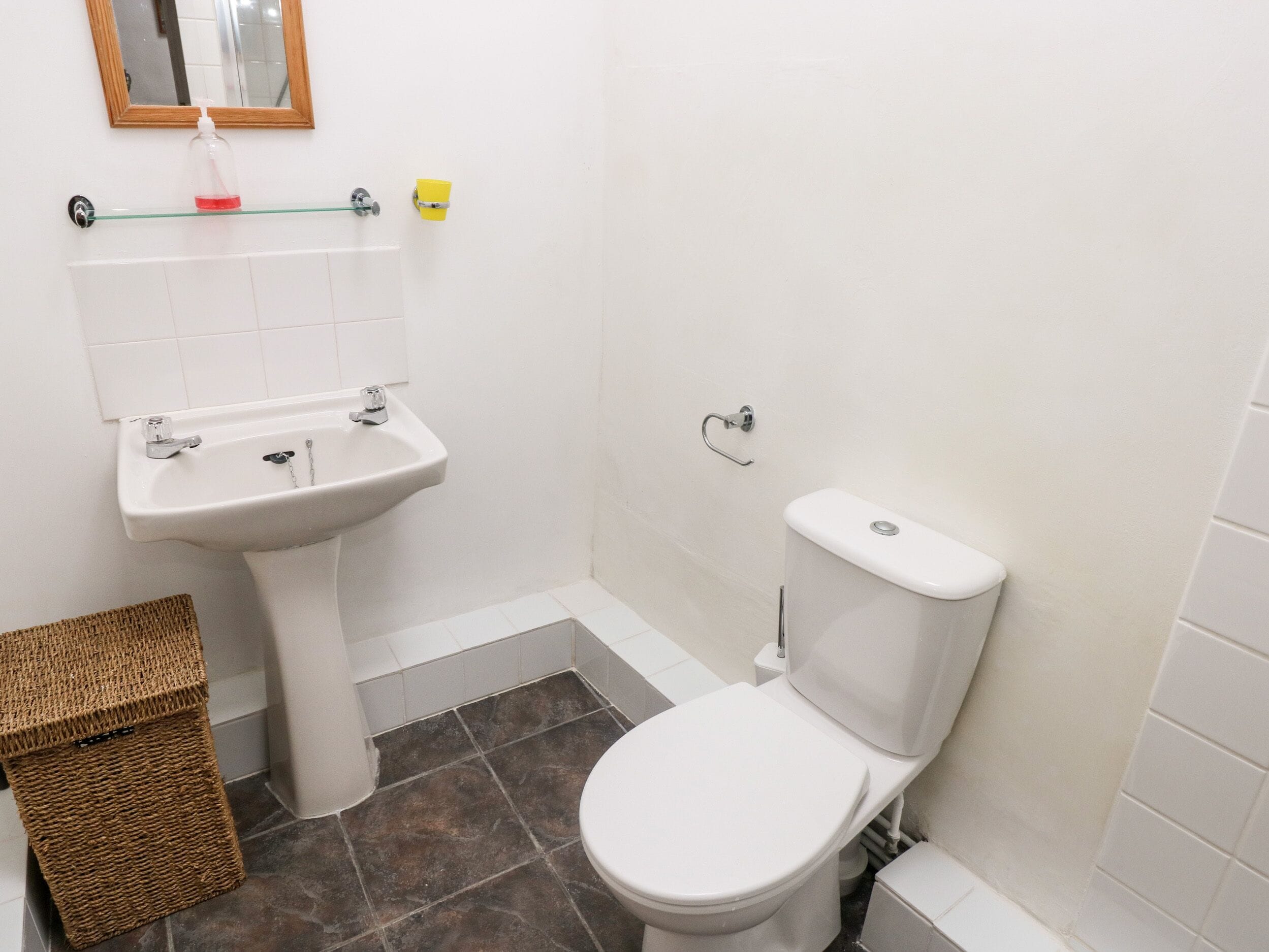 Cottage | Bathroom | Shower