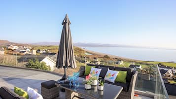 Cottage | Balcony