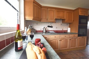 Cottage | Interior