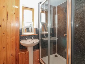 Cottage | Bathroom