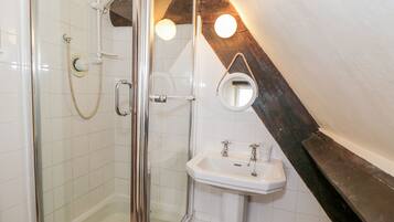 Cottage | Bathroom | Shower