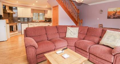 Little Tigh Clovelly