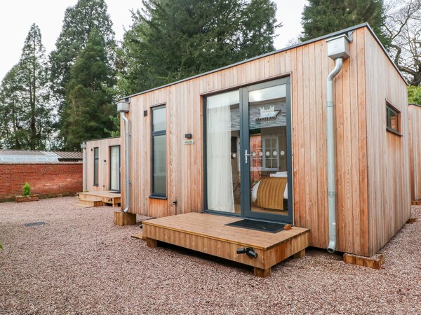 Lakeside Village Lodges &Amp; The Potting Shed - Cheshire