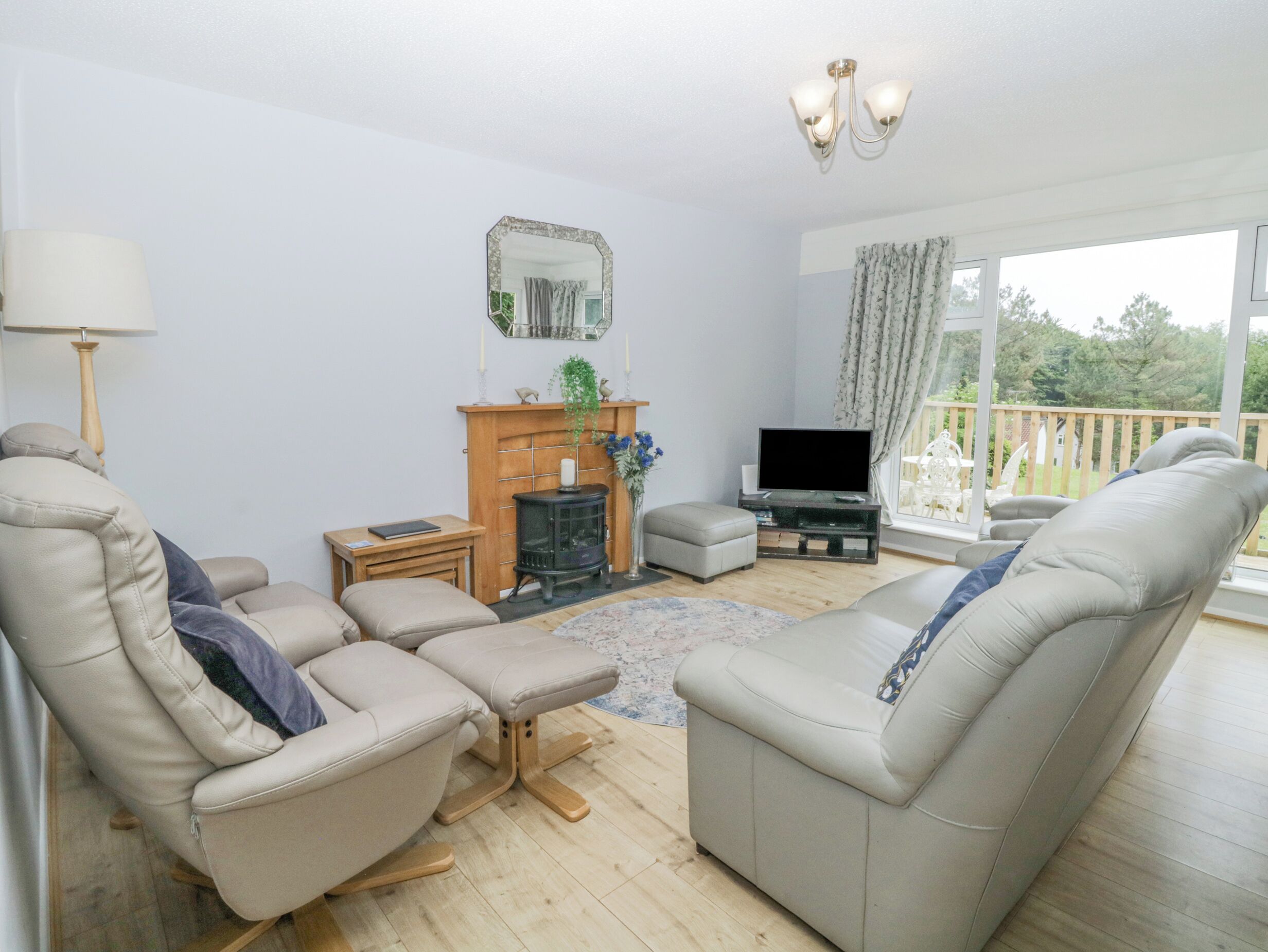 Cottage | Living area | DVD player