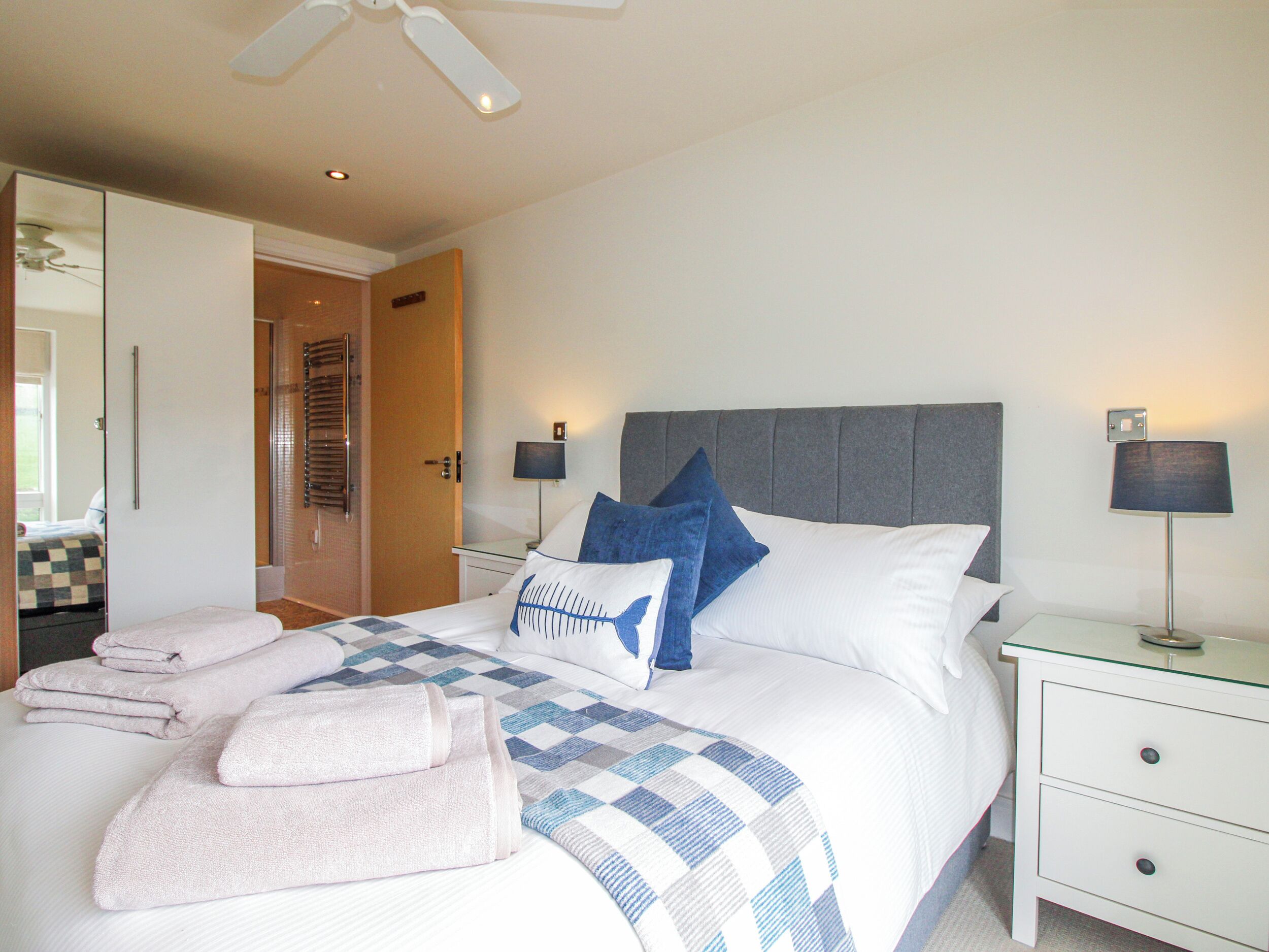 Cottage | 3 bedrooms, free WiFi, individually decorated, individually furnished