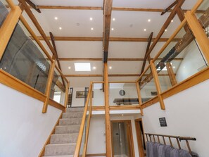 Cottage | Interior - Upper House Barn (Oldham)