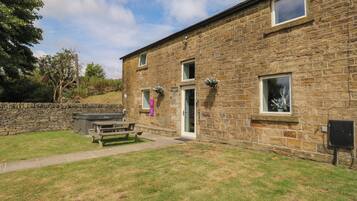 Cottage | Front of property