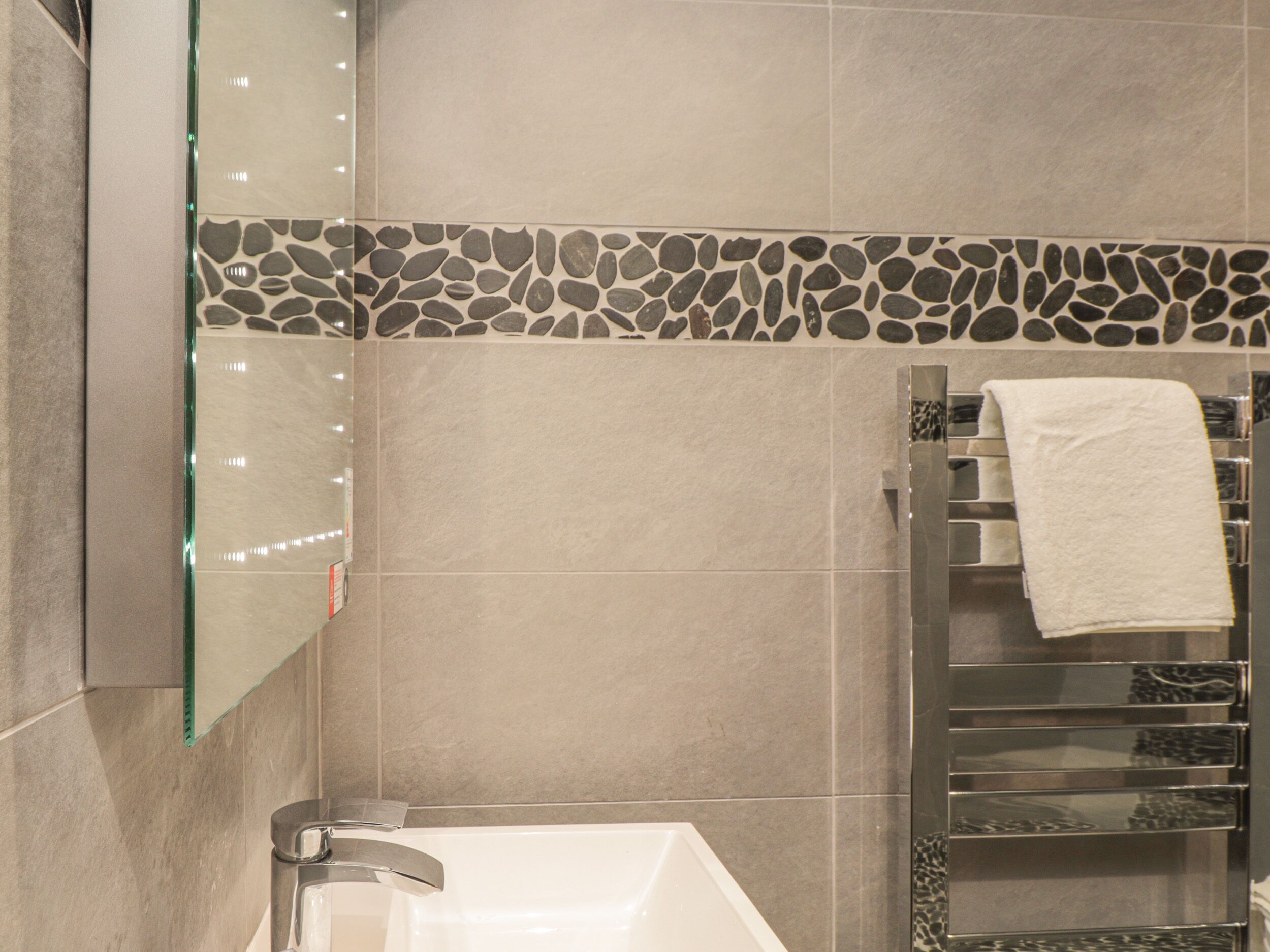 Cottage | Bathroom | Shower