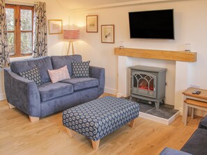 Cottage | Living room - Hillside Lodge (Ludlow)