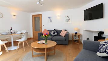 Cottage | Interior
