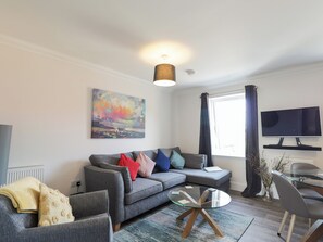 Cottage | Living area - The Nook (Inverness)