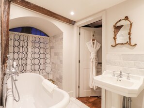 Cottage | Bathroom