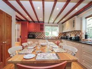 Cottage | Interior