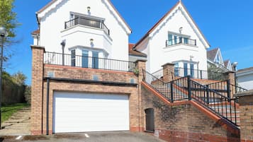 Cottage | Exterior