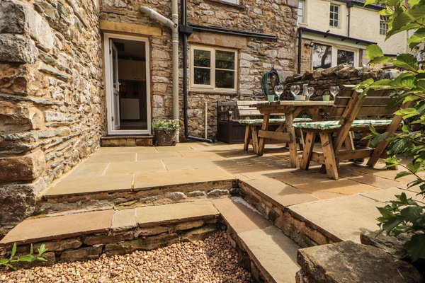 Cottage | Outdoor dining