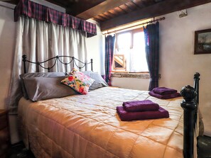 Casa de campo | 3 quartos, individualmente decorados, individualmente mobiliados